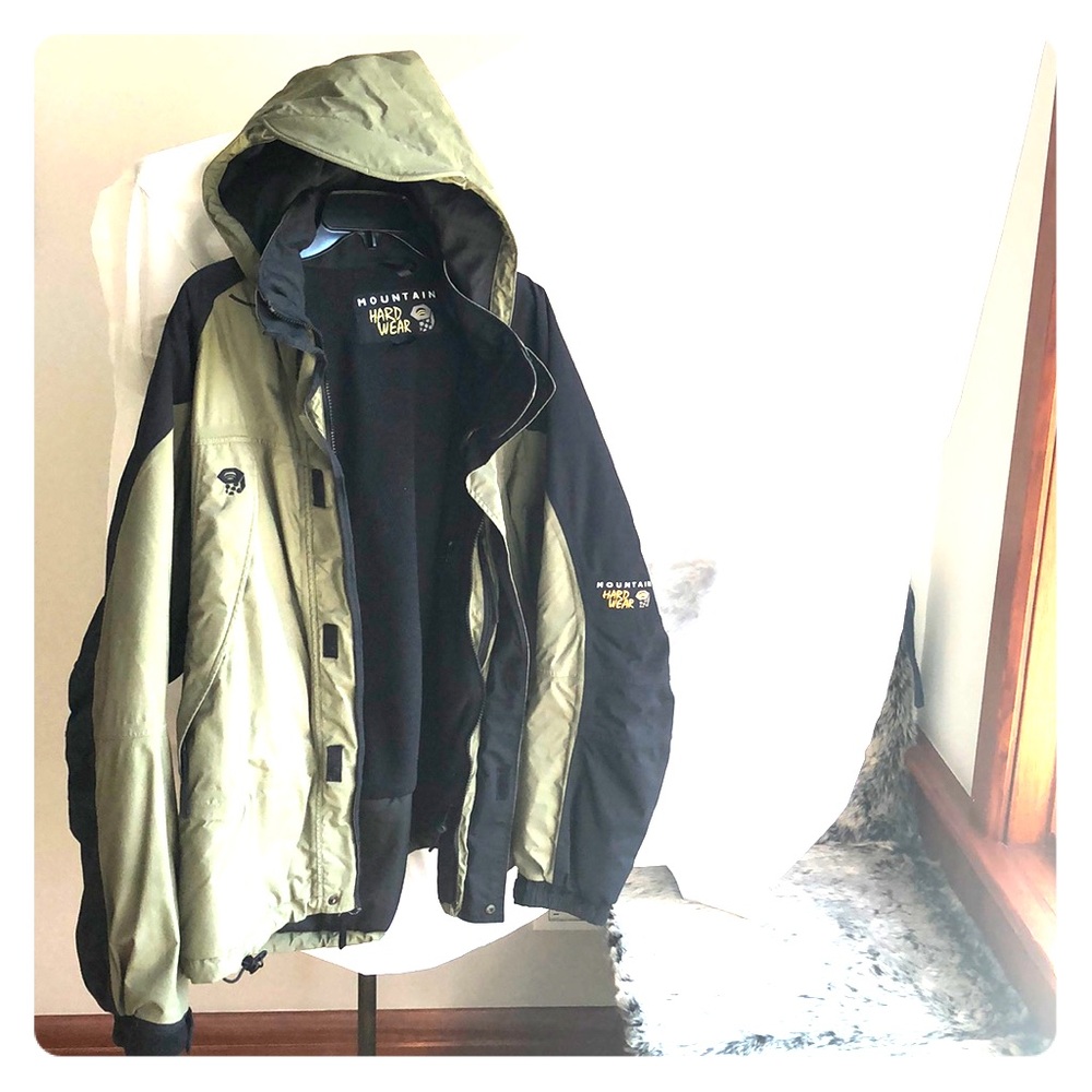 Mountain hardware zip up water resistant jacket